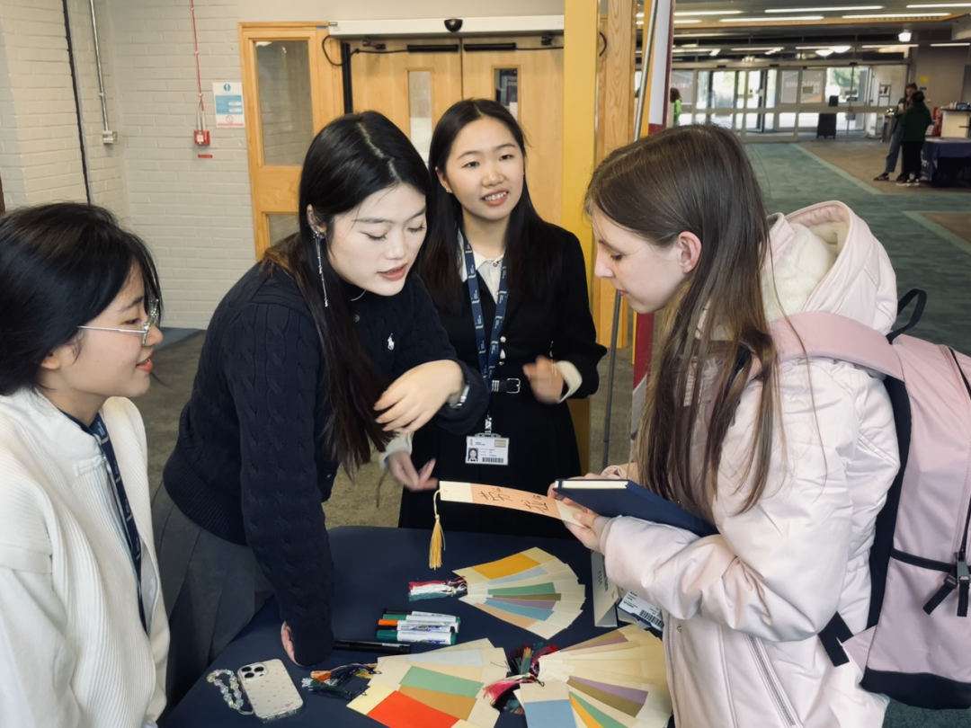 英国奥斯特大学北爱尔兰孔子学院举办欢迎周系列文化体验活动.png 图片